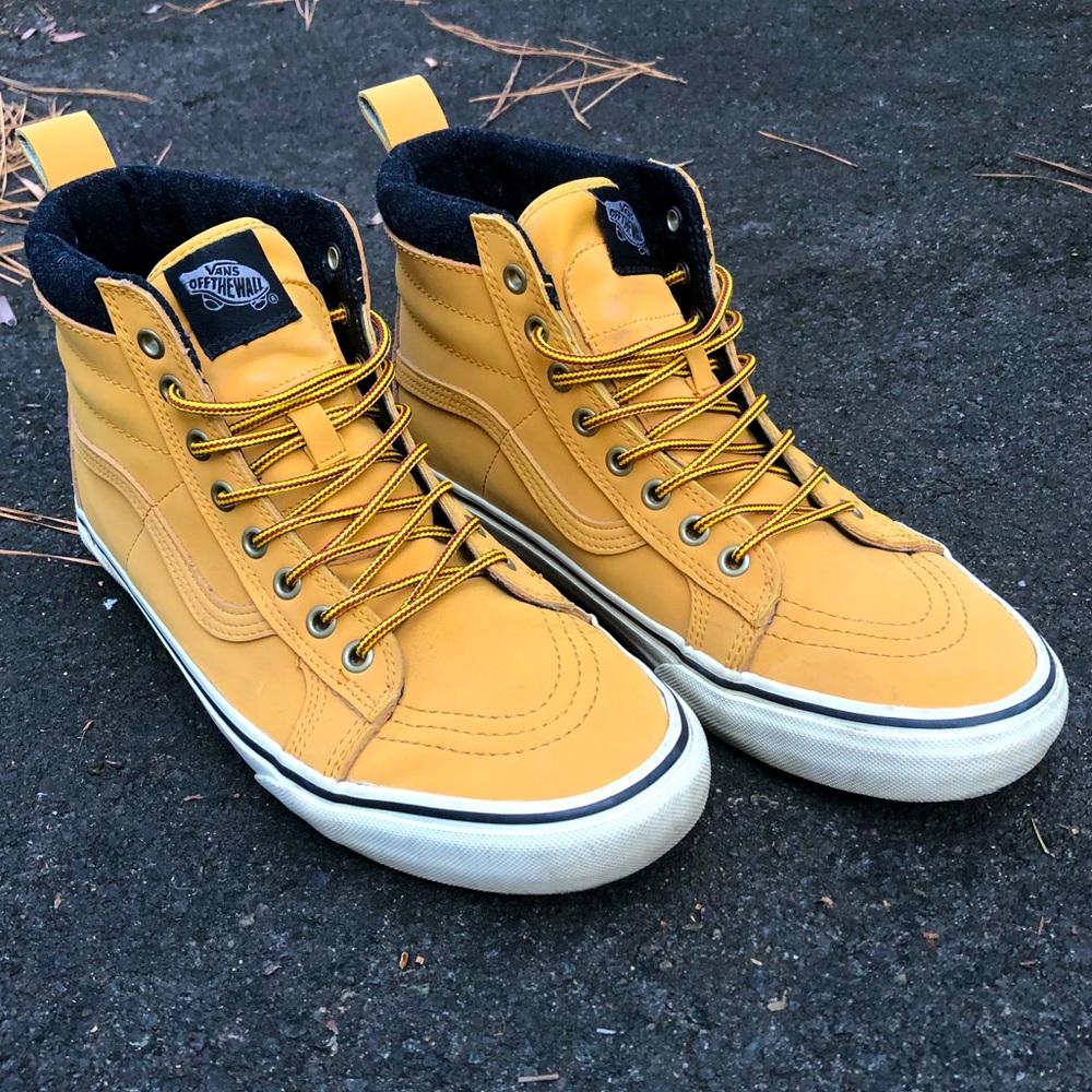Vans MTE Sk8-Hi Waterproof Insulated Shoe - Timbs/Timberland color way - Size 10